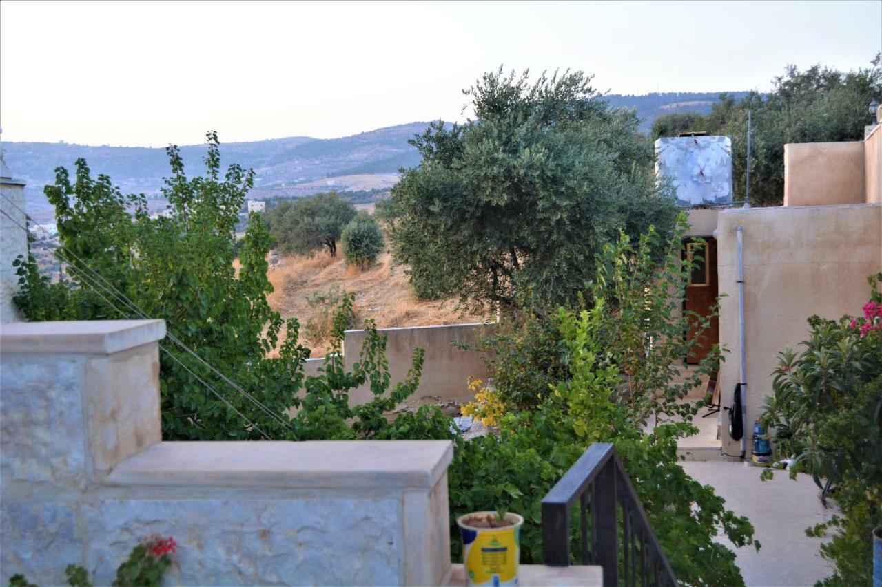 Our Villa'S Private Apartments - Hq Budget Stay - Wonderful Horizon View Of Jerash Gérasa Exterior foto
